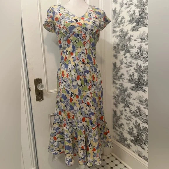 Boden women’s vintage floral dress size 12R (EU) V neck flutter sleeve - Picture 2 of 10